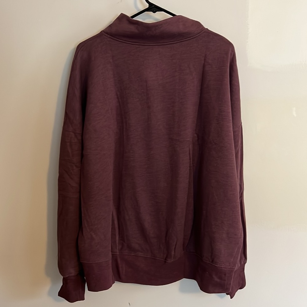 SO Lounge Life Pullover in Plum - Picture 2 of 6